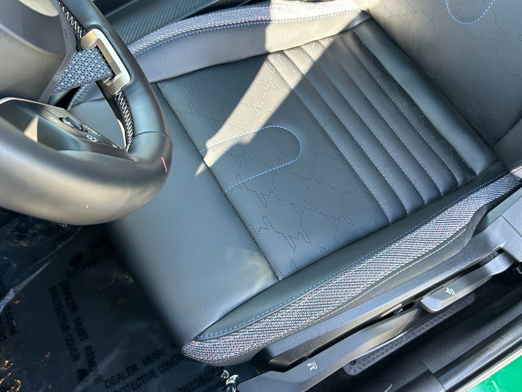 Thumbnail: 2025 MINI Cooper - 15