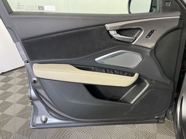 Thumbnail: 2025 Acura RDX - 9