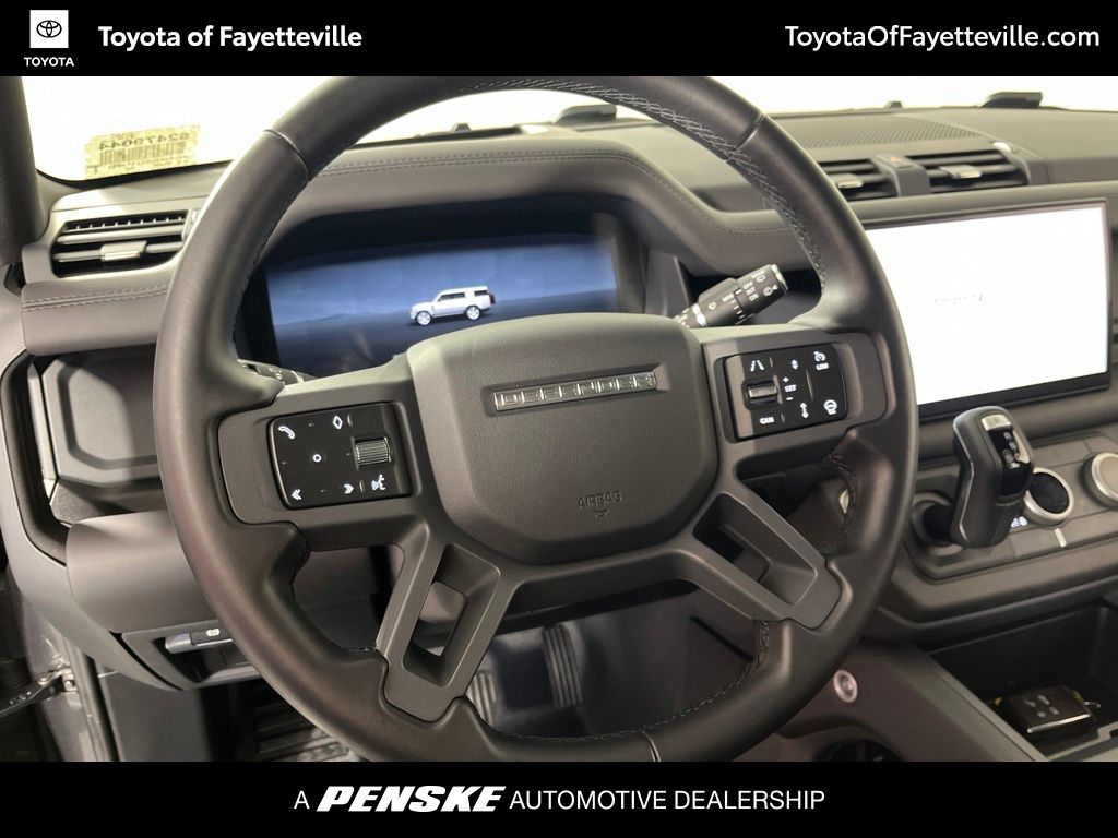 Thumbnail: 2025 Land Rover Defender - 27