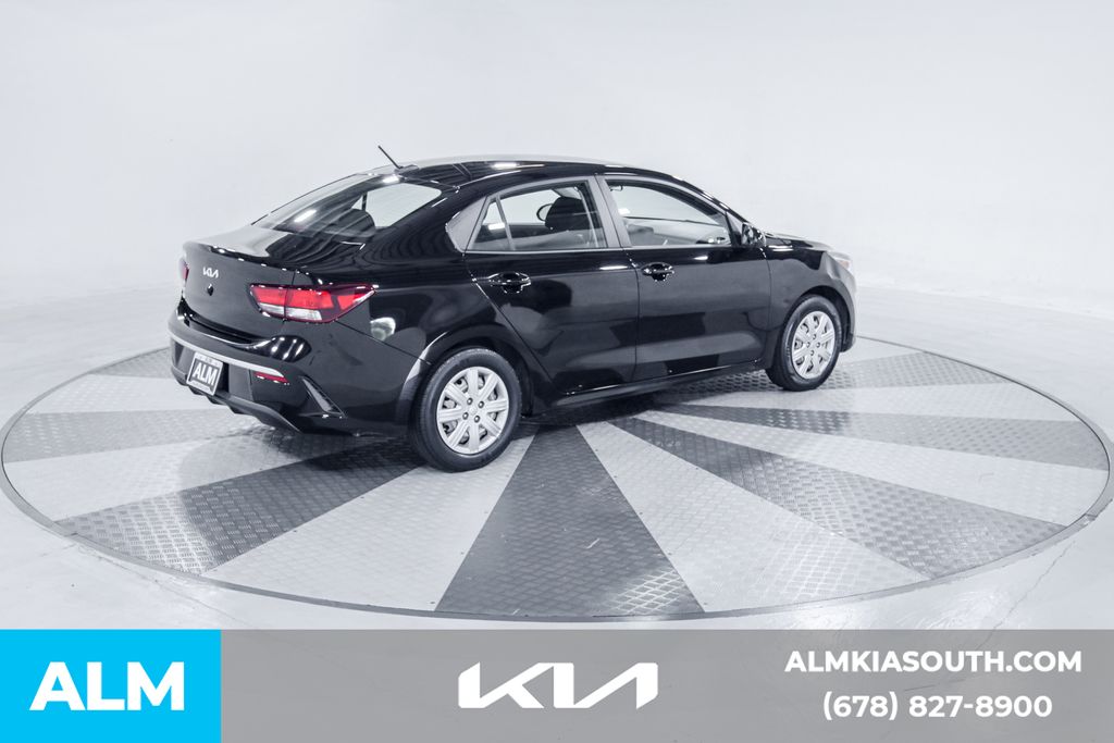 2022 Kia Rio LX photo 9