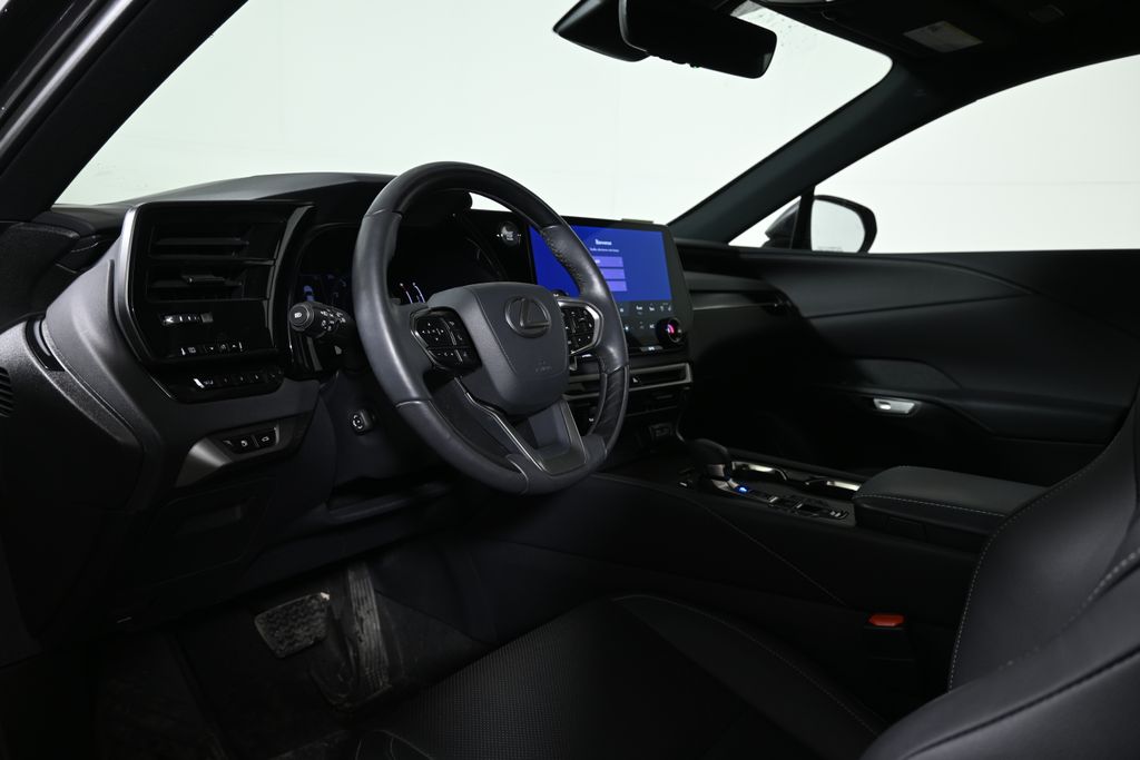 Thumbnail: 2023 Lexus RX - 15