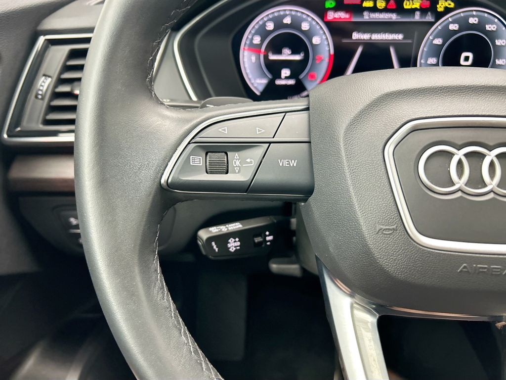 Thumbnail: 2021 Audi Q5 - 11