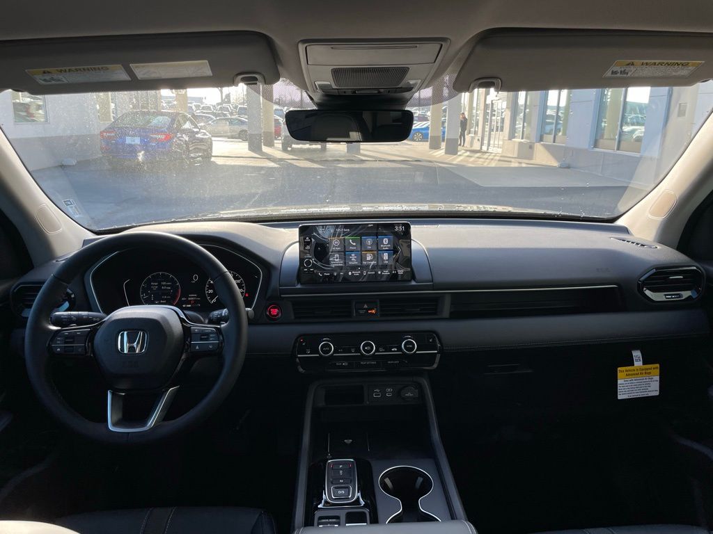 2025 Honda Pilot EX-L 10