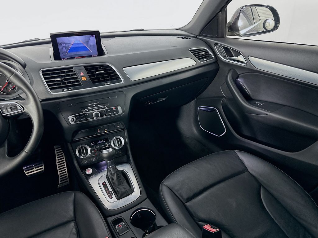 2015 Audi Q3 Prestige 23
