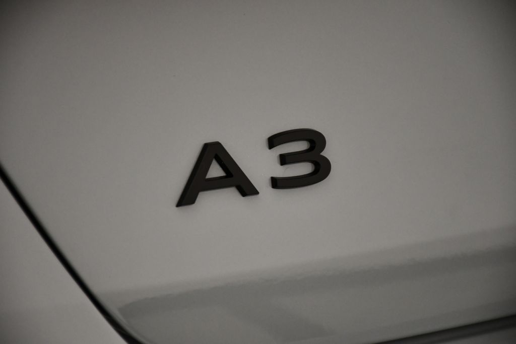 Thumbnail: 2025 Audi A3 - 9