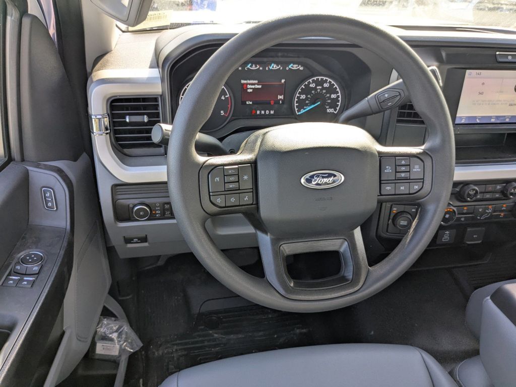 2025 Ford F-550 Chassis XL