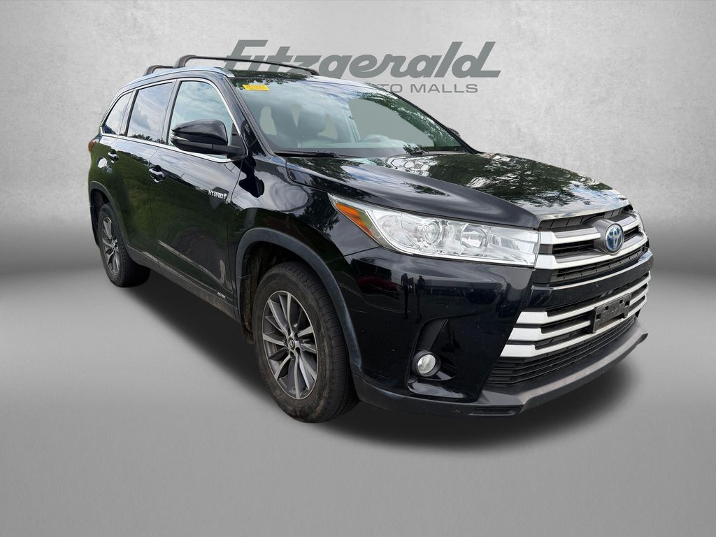 Midnight Black Metallic 2019 Toyota Highlander Hybrid SUV / Crossover All-Wheel Drive Continuously Variable Transmission