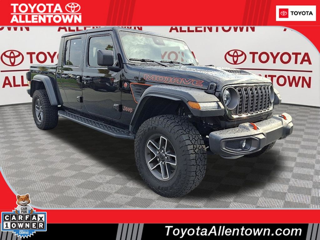 Black Clearcoat 2025 Jeep Gladiator Pickup Truck Four-Wheel Drive 8-Speed Automatic