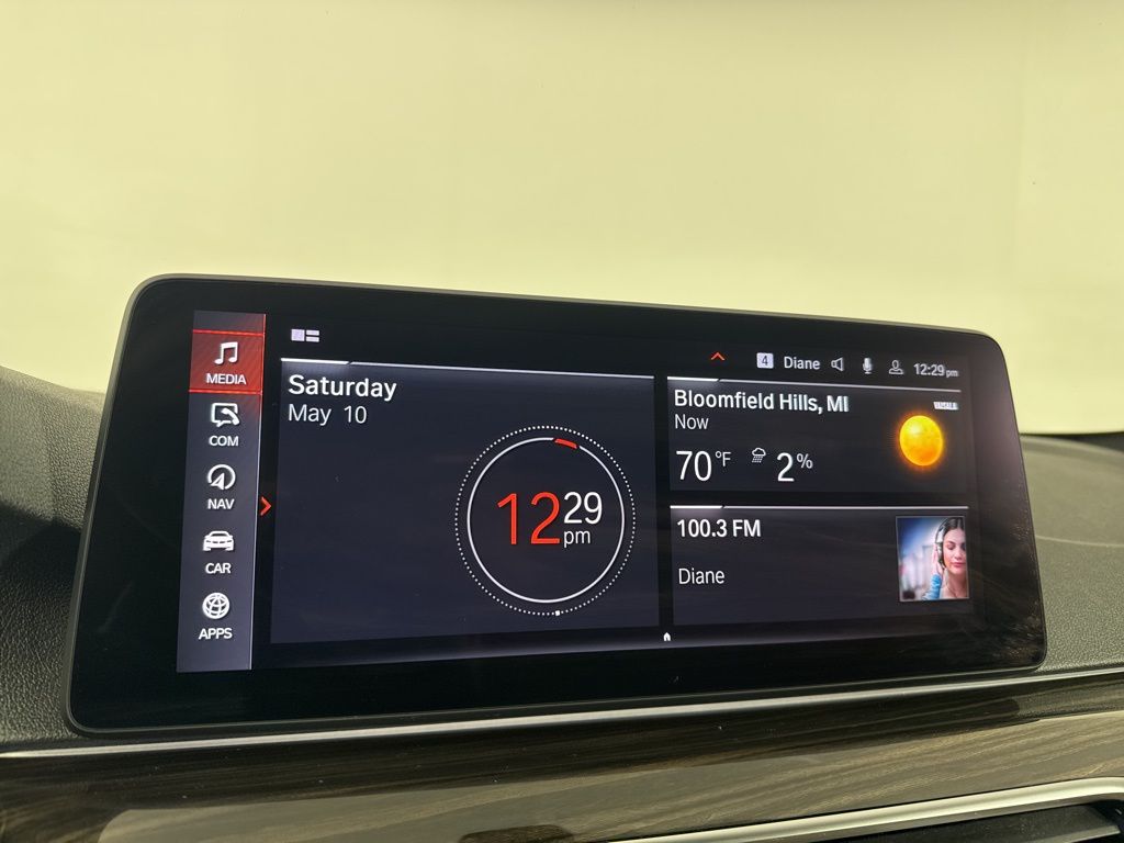 2021 BMW 5 Series 530i xDrive 12