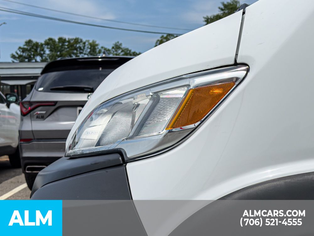 Used 2023 White Ram High Roof image 5