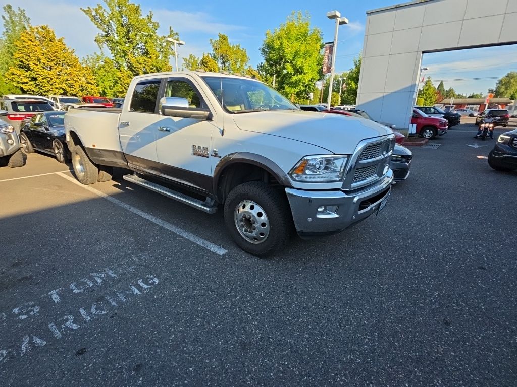 Bright White Clearcoat 2017 RAM 3500 Pickup Truck Four-Wheel Drive 6-Speed Automatic