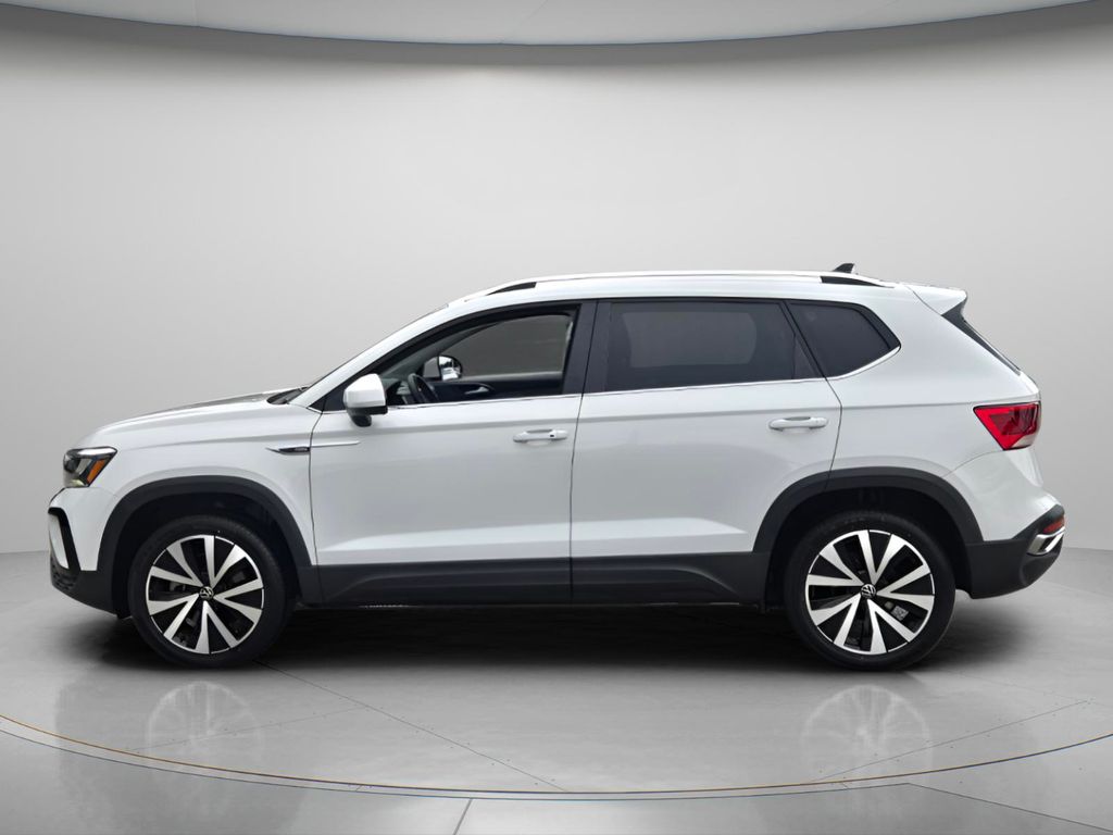 2022 Volkswagen Taos - $17,900