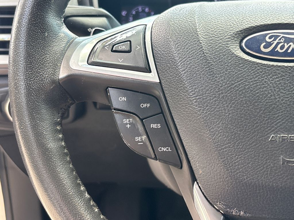 Used 2013 Silver Ford Titanium image 19