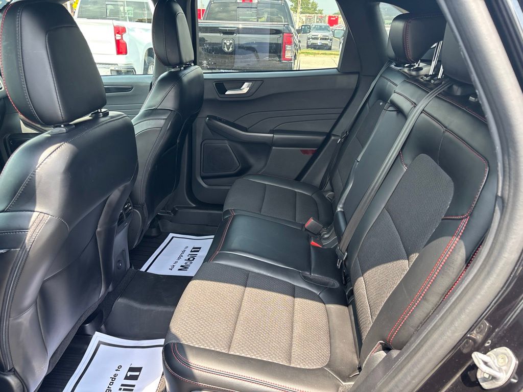 Used 2024 Ford Escape SUV