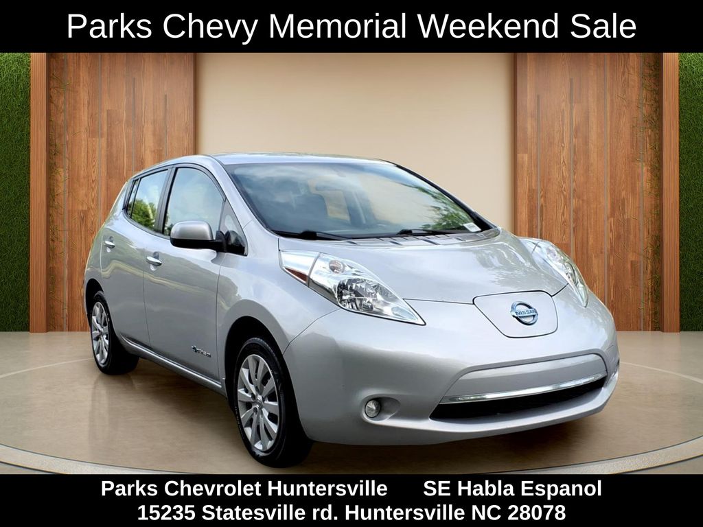 Brilliant Silver 2016 Nissan LEAF S Hatchback Front-Wheel Drive Automatic