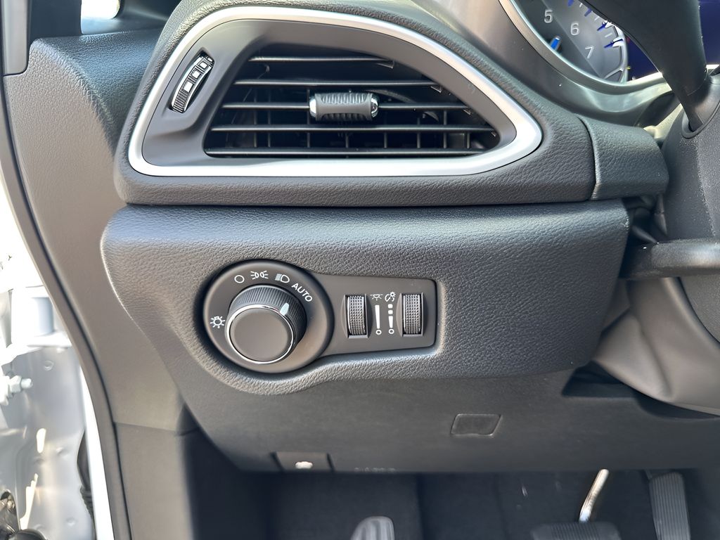 New 2026 White Chrysler LX image 41