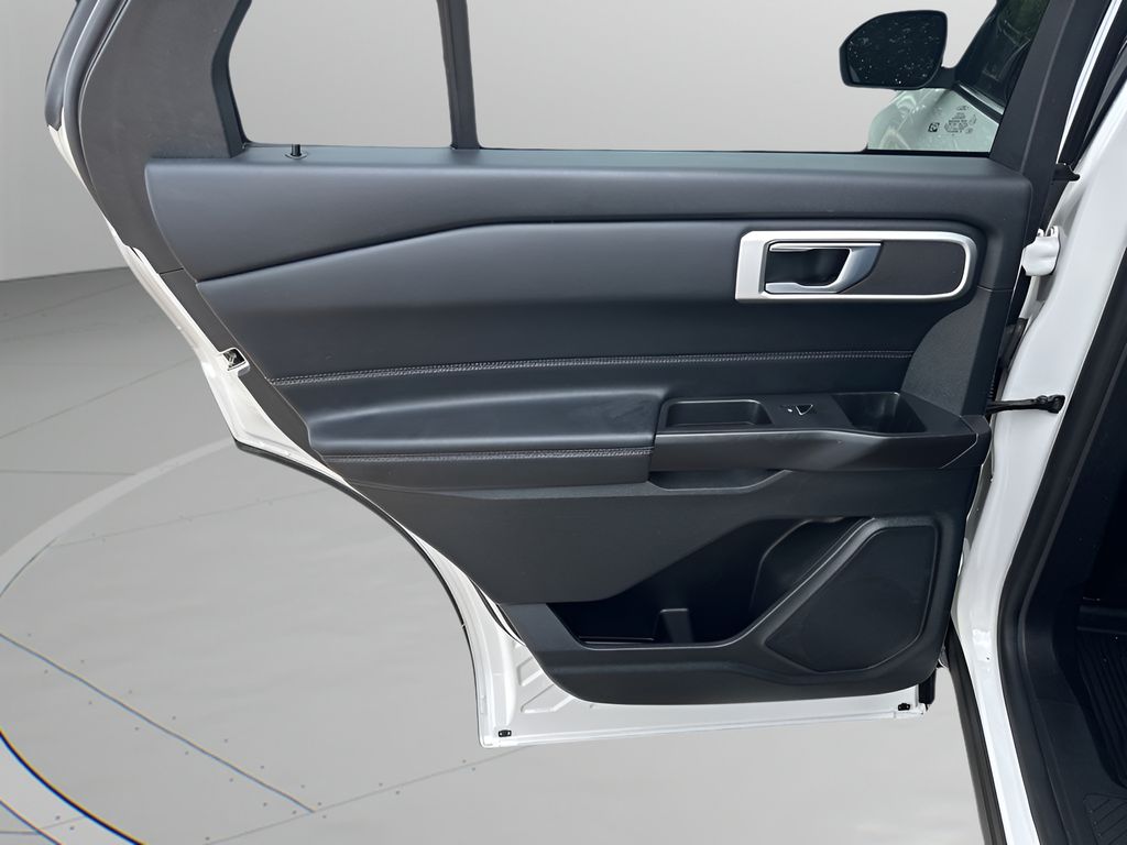 Used Car 2020 Ford Explorer  Xlt For Sale Under $25,000 In Austin, Texas