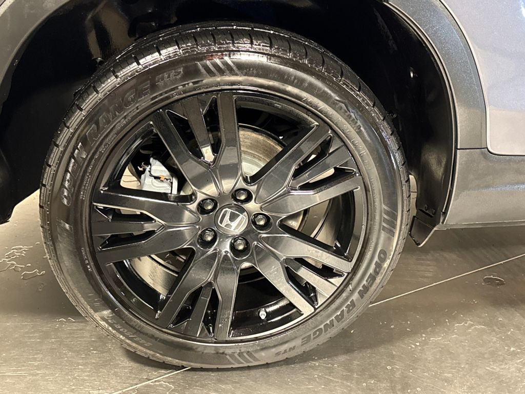 used 2022 Honda Pilot car, priced at $28,394