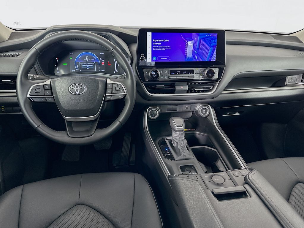 Thumbnail: 2025 Toyota Grand Highlander - 21