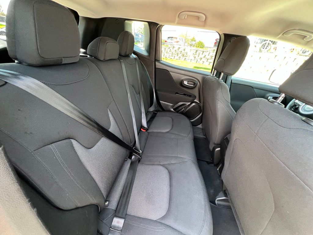 Used 2021 Jeep Renegade SUV