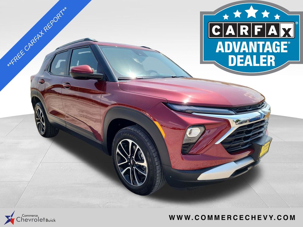 Red (Crimson Metallic) 2025 Chevrolet Trailblazer SUV / Crossover Four-Wheel Drive 9-Speed Automatic