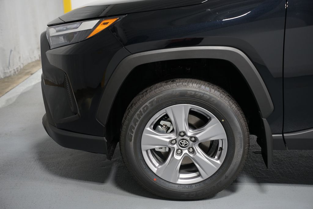 Thumbnail: 2025 Toyota RAV4 - 5