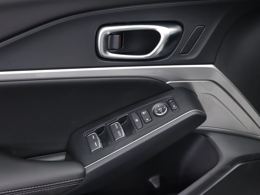 Thumbnail: 2025 Acura Integra - 25