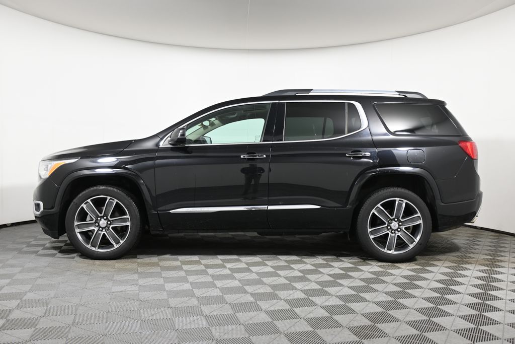 Thumbnail: 2018 GMC Acadia - 2