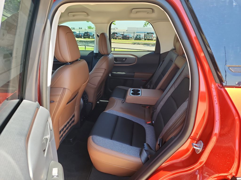 2024 Ford Bronco Sport Outer Banks photo