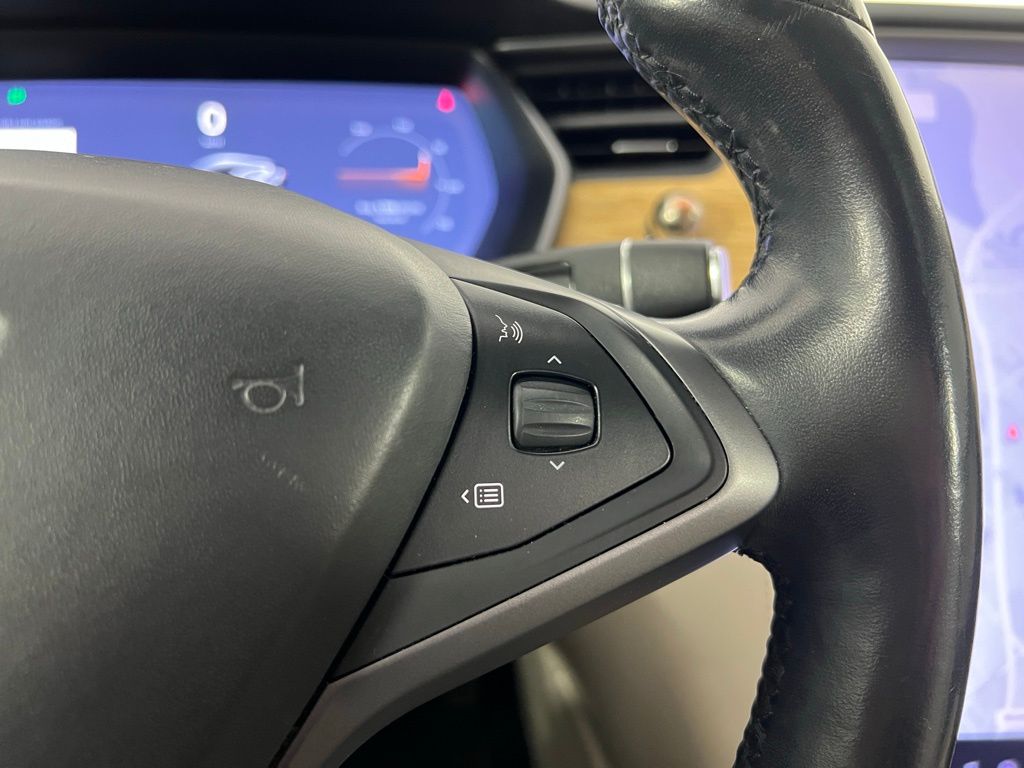 Thumbnail: 2019 Tesla Model S - 18