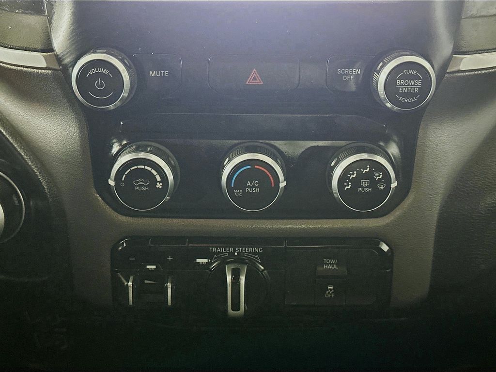 Used 2022 Black Ram Big Horn/Lone Star image 18