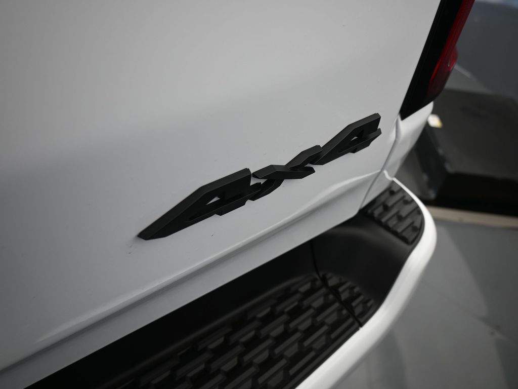 New 2026 Bright White Clearcoat Ram Laramie image 35