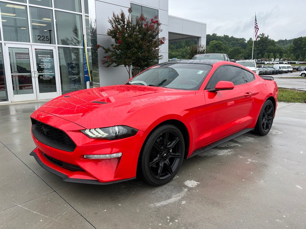 Race Red 2018 Ford Mustang Coupe Rear-Wheel Drive 6-Speed Manual