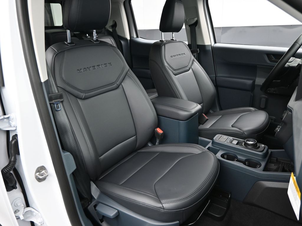 2025 Ford Maverick Lariat photo 26