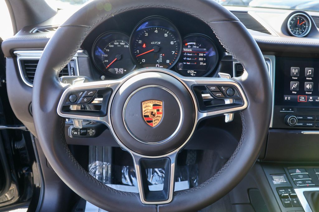 2018 Porsche Macan GTS 18