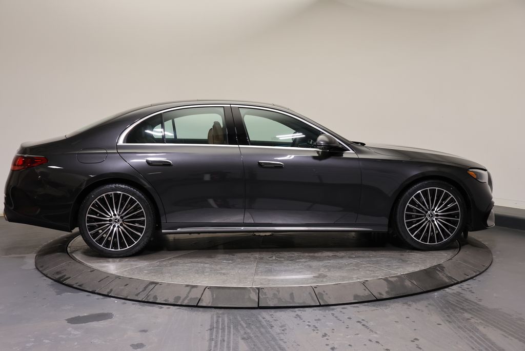 Thumbnail: 2026 Mercedes-Benz E-Class - 8