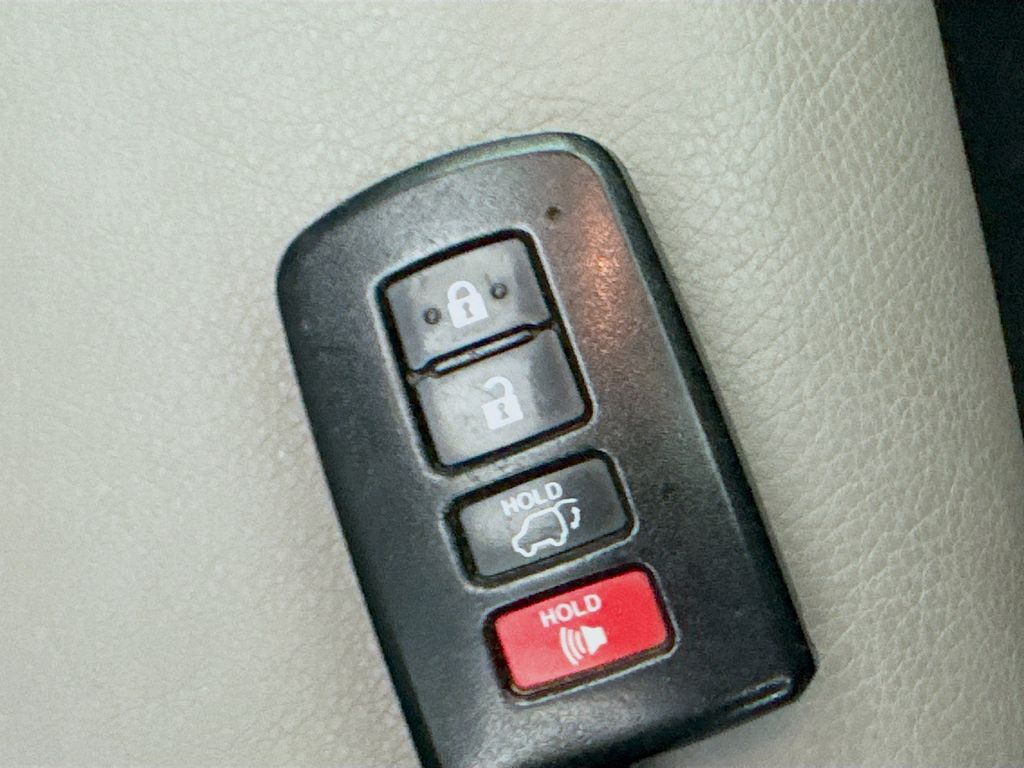 Used Car 2013 Toyota Rav4  Limited For Sale Under $12,000 In Austin, Texas