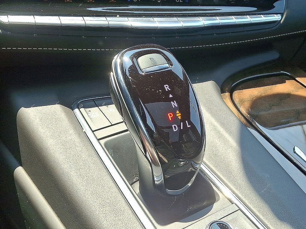 Thumbnail: 2024 Cadillac Escalade - 17