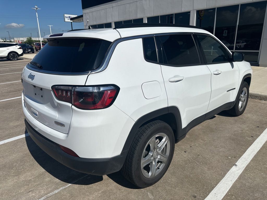 2024 Jeep Compass Latitude White/off-white at Bayshore Chrysler Jeep Dodge Ram