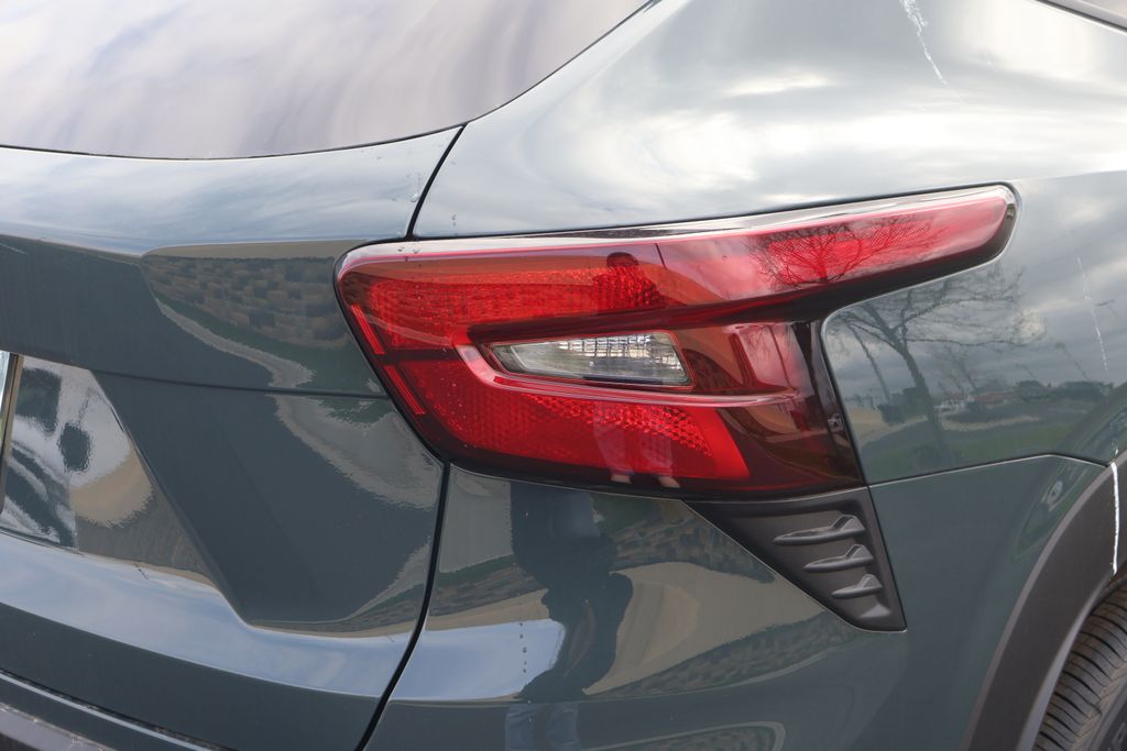 Thumbnail: 2026 Chevrolet Trax - 7