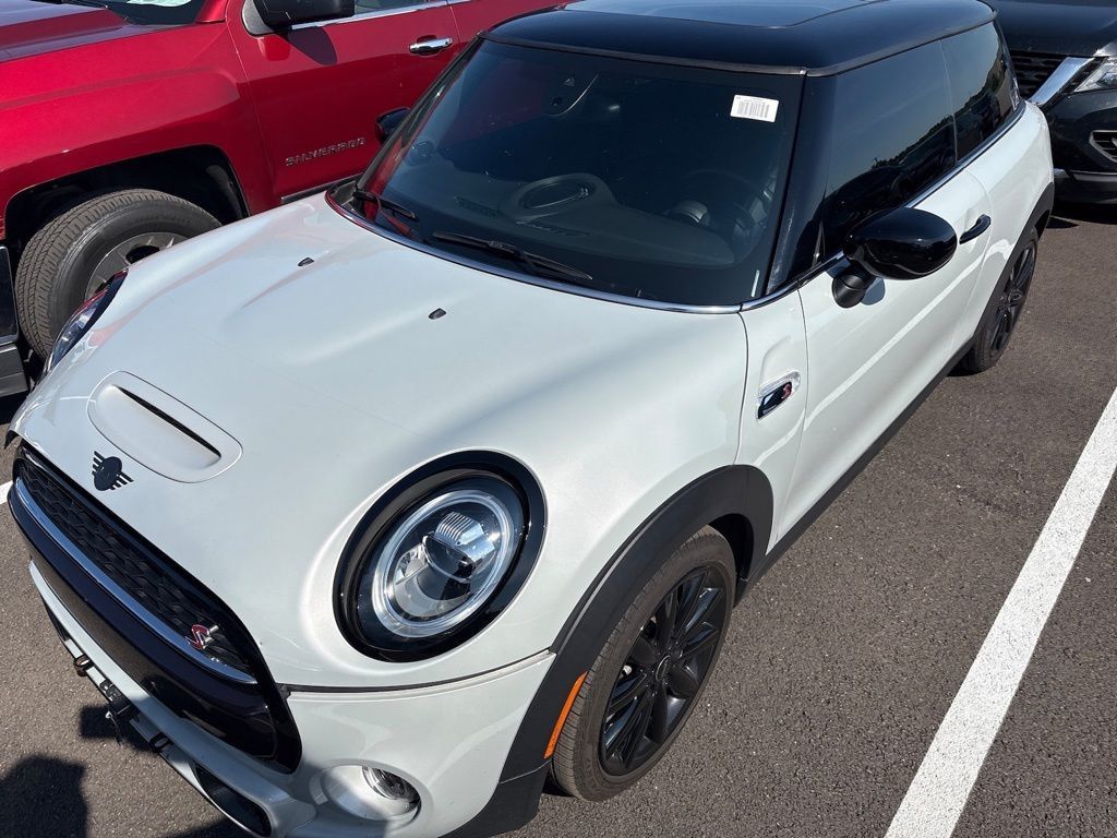 White Silver 2021 MINI Cooper Hatchback 6-Speed Manual
