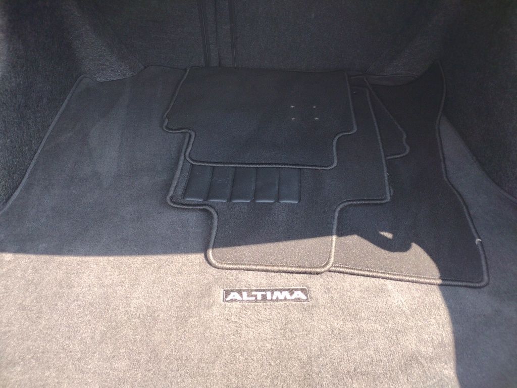 2024 Nissan Altima 2.5 S Silver at Walterboro Ford