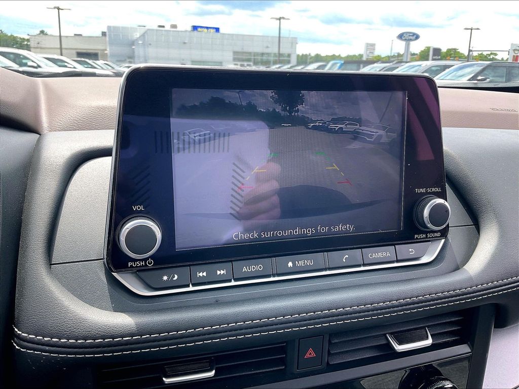 2023 Nissan Rogue — photo 18