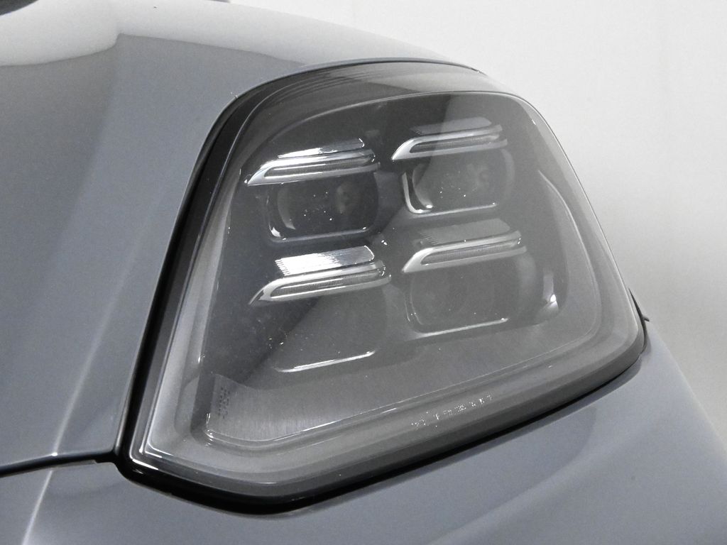 Thumbnail: 2025 Porsche Cayenne - 12