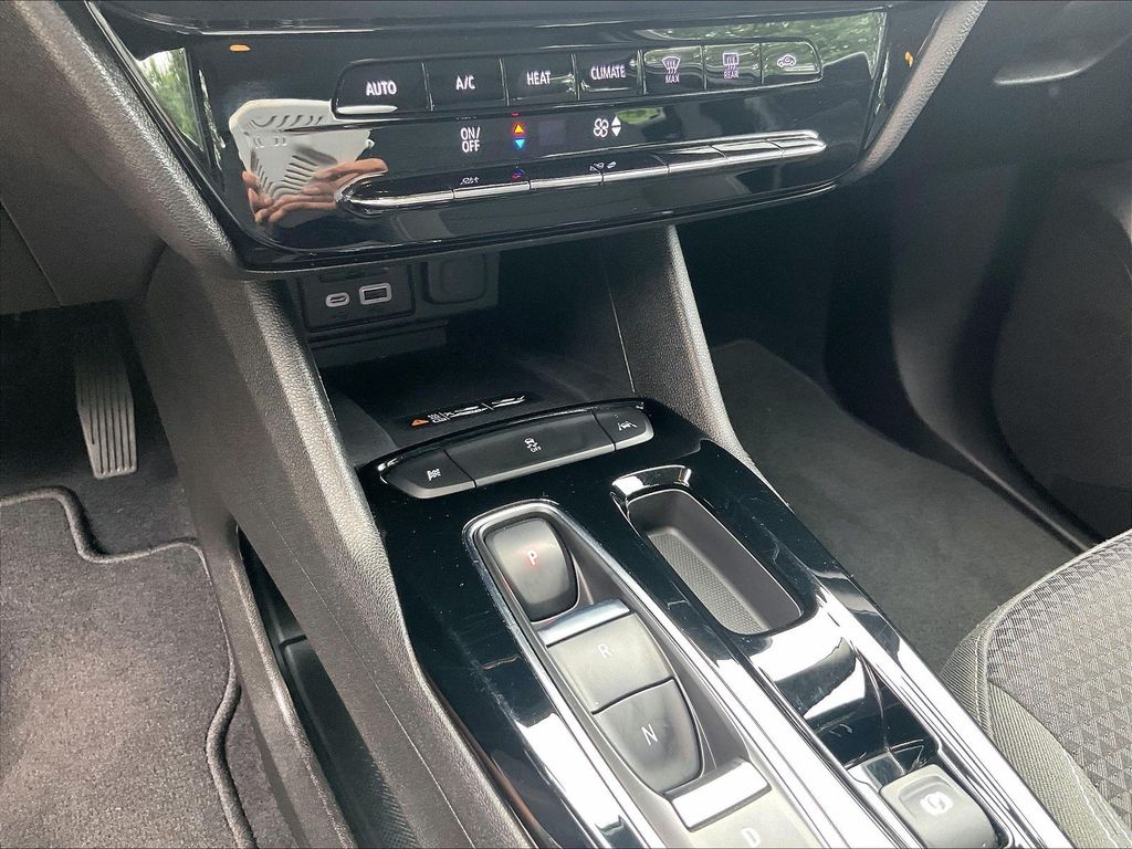 2023 Chevrolet Bolt EUV — photo 25