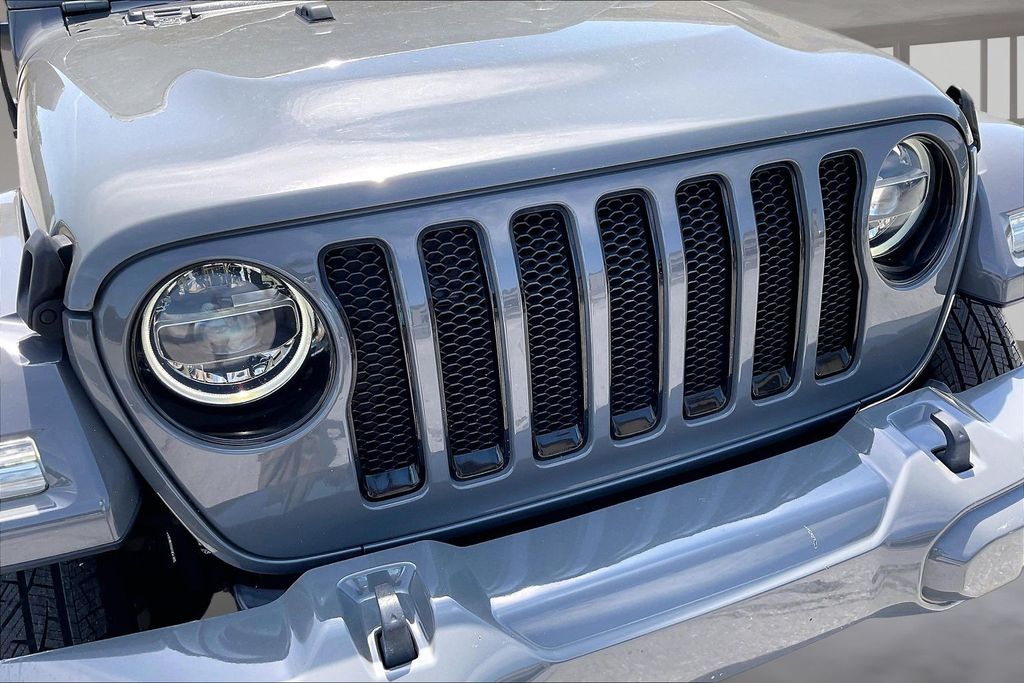 Used 2022 Jeep Wrangler SUV