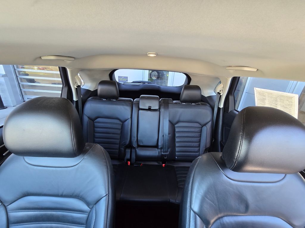 Used 2016 Silver Ford SEL image 31