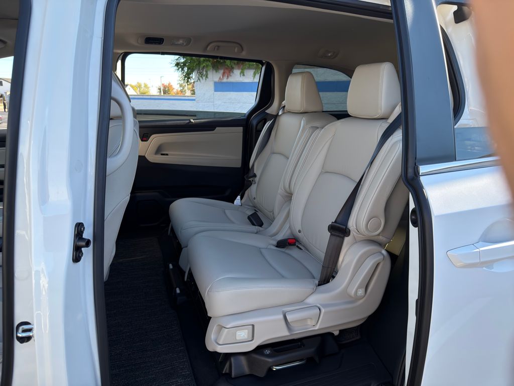 Thumbnail: 2026 Honda Odyssey - 20