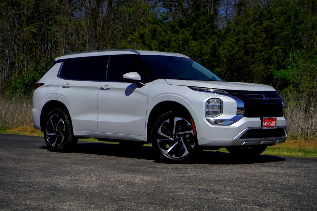 Used Car 2023 Mitsubishi Outlander  Ot45-m For Sale Under $30,000 In Taylor, Texas