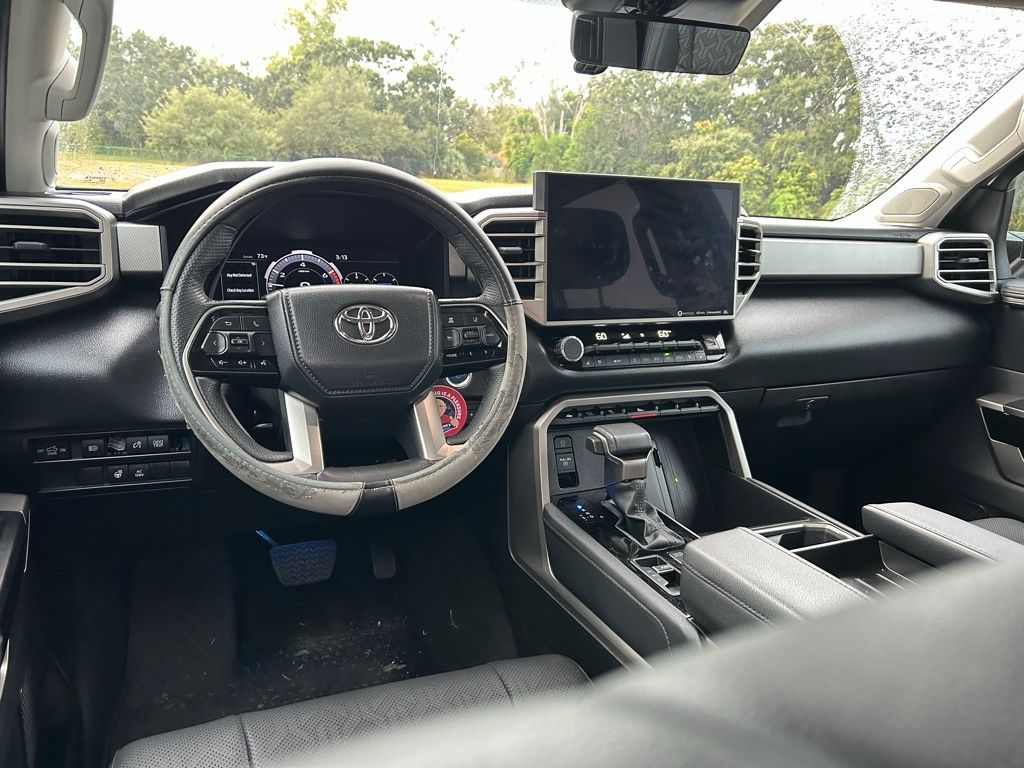 Thumbnail: 2024 Toyota Tundra - 11